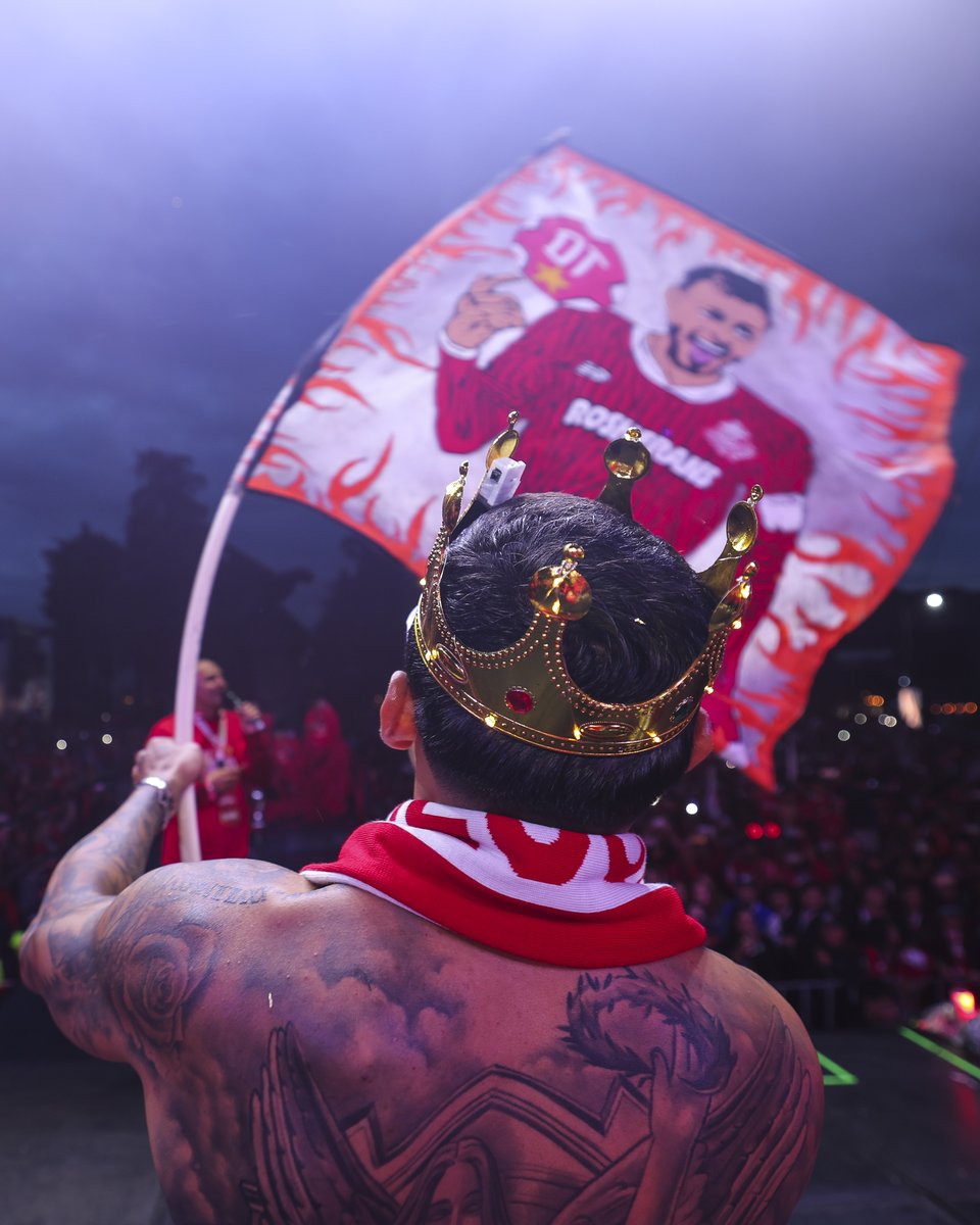 TolucaFC's tweet photo. 𝓐 𝓤 𝓡 𝓐 https://t.co/Vv0cg99JET