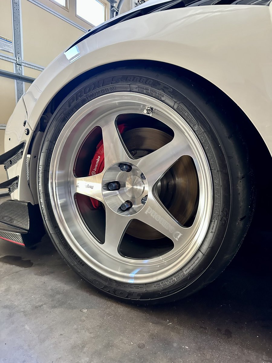 Sue Vang tweet media