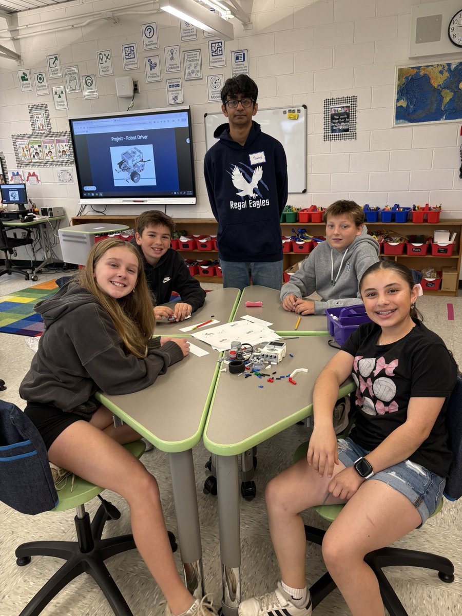Learning from some of the high school students in our engineering programs! We had a blast building and coding some mini robots🤖 #WeAreBethpage