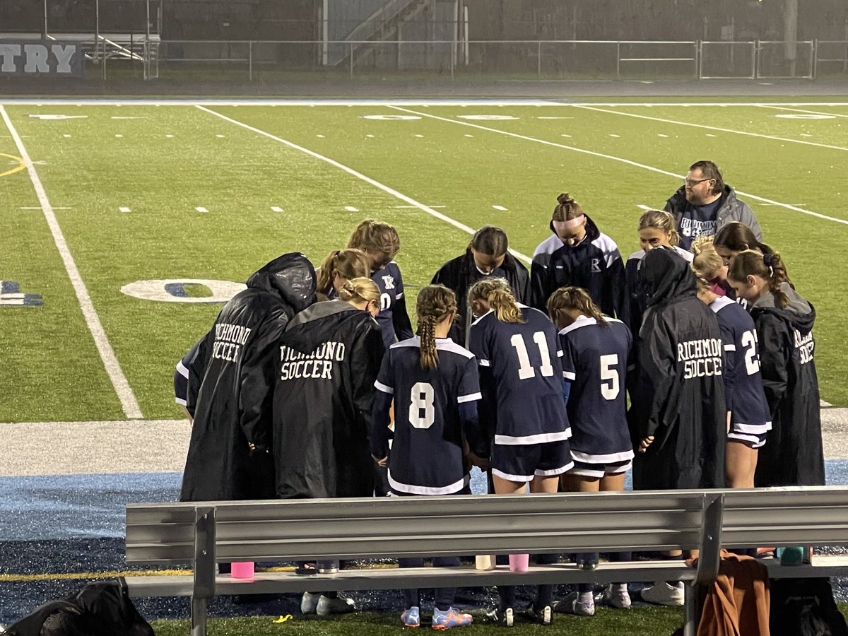 ⚽️(Girls) Richmond’s season comes to a close losing 2-0 over Armada. This team had its ups and downs but what they didn’t diminish was grit and effort. These kids gave it there all til the final whistle was blown. Thank you to Liz Kocher, Kaylee Backers, Ema Pappaa, Addison