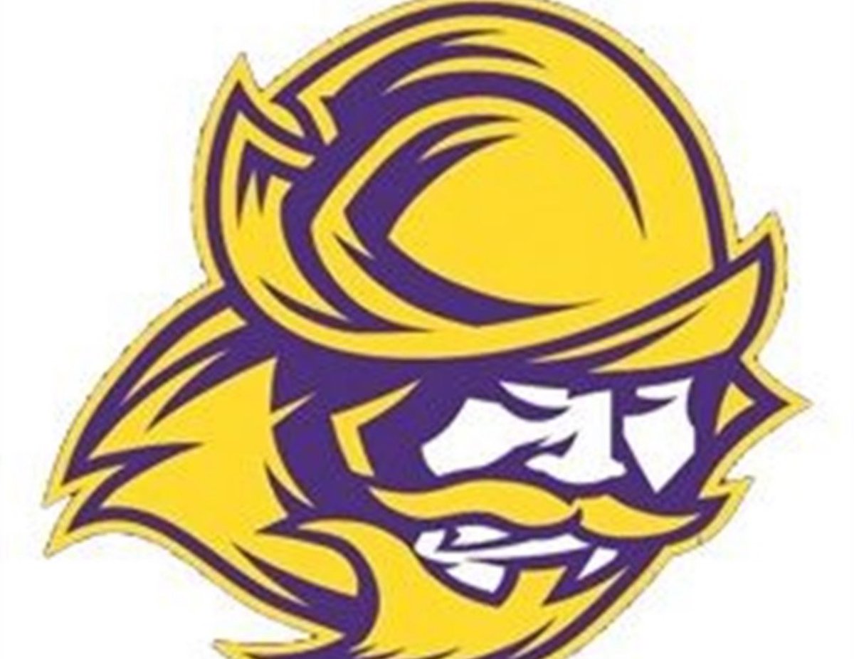 I am excited to announce my commitment to play football at Dodge City college🟡🟣.
<a href="/CoachFeaz/">Thomas Feazell</a> 
<a href="/GoConqs/">Dodge City CC Conquistadors</a> 
<a href="/CoachLusby/">Coach Lusby</a> 
<a href="/CGoffology/">Chris Goffer</a> 
<a href="/Coach_Levin/">Coach Levin</a>
