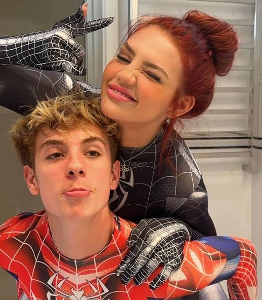 TrackChart tweet media