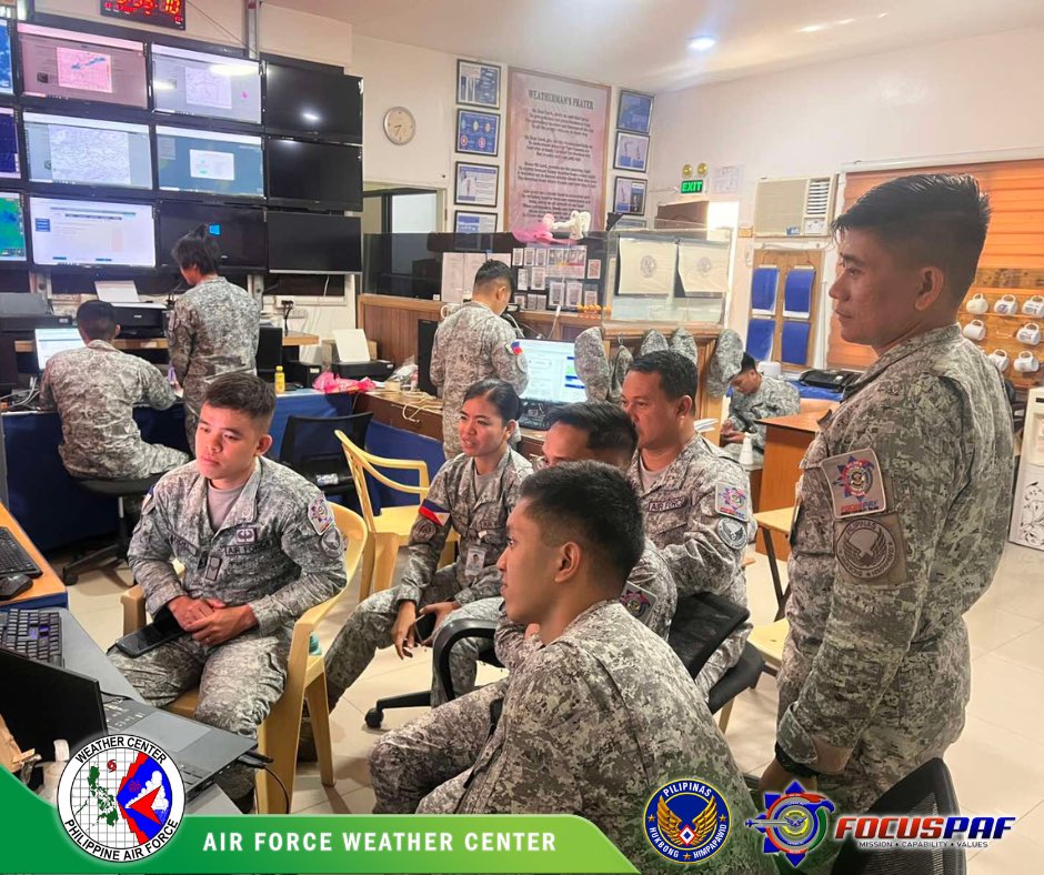 afwc_2025's tweet photo. 🌦️ CWFD, led by MAJ WYNDELL P GONZALES PAF, joined a WRF Workshop via VTC with PhilSA.

Engr. Ezeckiel B. Herrera shared insights on WRF system use &amp; tailored forecasting. 🌍🛰️

#WRFWorkshop #PhilSA https://t.co/rYoJSxjmWo