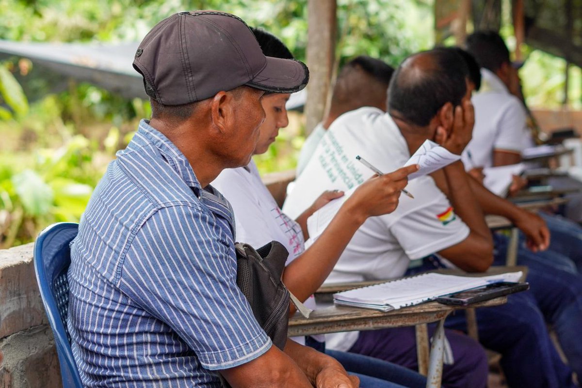 ViceColombia's tweet photo. La firma de este protocolo marca un hito en la protección de estos pueblos: por primera vez se hará en Zonas con Factores de Inestabilidad (ZFI), reconociendo derechos indígenas y recuperando territorios afectados por la violencia. https://t.co/qQ0RsX8eBa