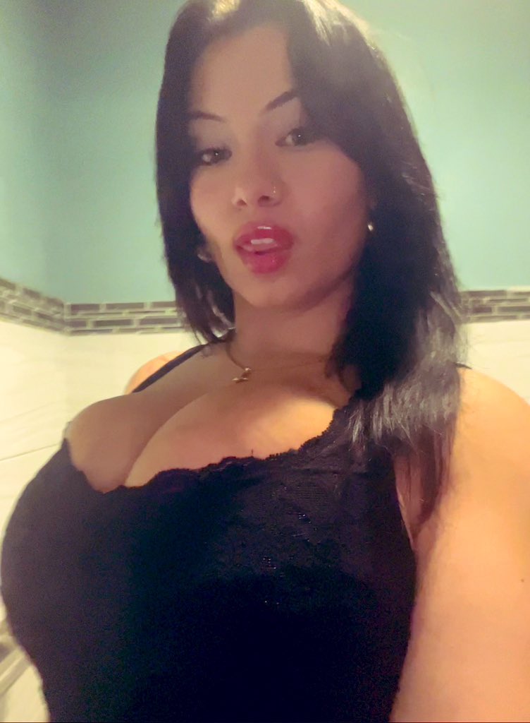 slutbashingfun's tweet photo. Nicole is a filthy fucking slut! 🤣

#exposed #exposedgf #webslut #cuck https://t.co/7Xnk8gUSmc