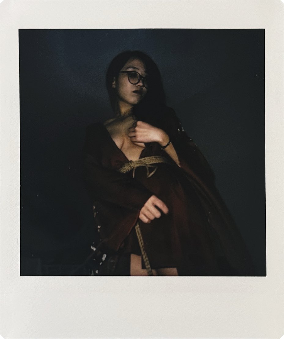 作茧_

📸：<a href="/yaultrasadstory/">Your_Ultra_Sad_Story</a>