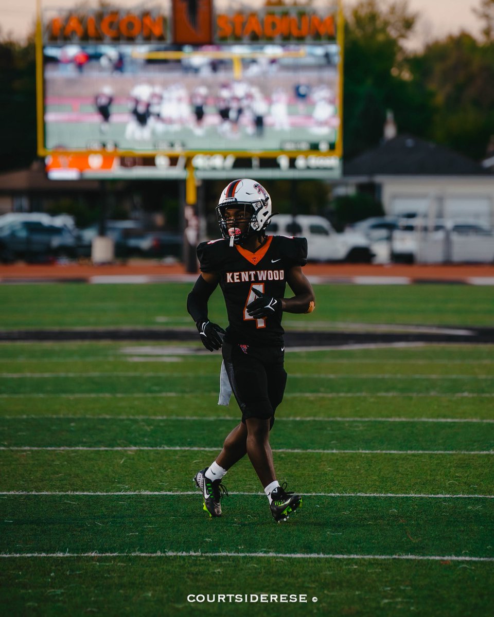 Ahman “ mitey” Edmonds (@aedmonds26) on Twitter photo I will be attending the <a href="/smsbacademy/">SoundMind SoundBody®</a> showcase this weekend SESSION 1 and ready to compete. <a href="/CoachMurphy87/">Keith Murphy</a> <a href="/CoachLouisGVSU/">Jim Louis</a> <a href="/CoachPageCMU/">Sean Page</a> <a href="/CoachBark4/">Brendan Barker</a> <a href="/CoachKPerk/">Kyle Perkins</a> <a href="/TylerMarkrayFB/">Tyler Markray</a> <a href="/AllenTrieu/">Allen Trieu</a> <a href="/steveannese/">Steve Annese</a> <a href="/rbrady1313/">Ryan Brady</a> <a href="/CoachTVoss/">Trent Voss</a> <a href="/CoachJ_Sweeney/">Coach Justin Sweeney</a> <a href="/EastKentwoodFB/">East Kentwood FB</a> <a href="/coachtspence/">Ty Spencer</a> I will be attending the <a href="/smsbacademy/">SoundMind SoundBody®</a> showcase this weekend SESSION 1 and ready to compete. <a href="/CoachMurphy87/">Keith Murphy</a> <a href="/CoachLouisGVSU/">Jim Louis</a> <a href="/CoachPageCMU/">Sean Page</a> <a href="/CoachBark4/">Brendan Barker</a> <a href="/CoachKPerk/">Kyle Perkins</a> <a href="/TylerMarkrayFB/">Tyler Markray</a> <a href="/AllenTrieu/">Allen Trieu</a> <a href="/steveannese/">Steve Annese</a> <a href="/rbrady1313/">Ryan Brady</a> <a href="/CoachTVoss/">Trent Voss</a> <a href="/CoachJ_Sweeney/">Coach Justin Sweeney</a> <a href="/EastKentwoodFB/">East Kentwood FB</a> <a href="/coachtspence/">Ty Spencer</a>