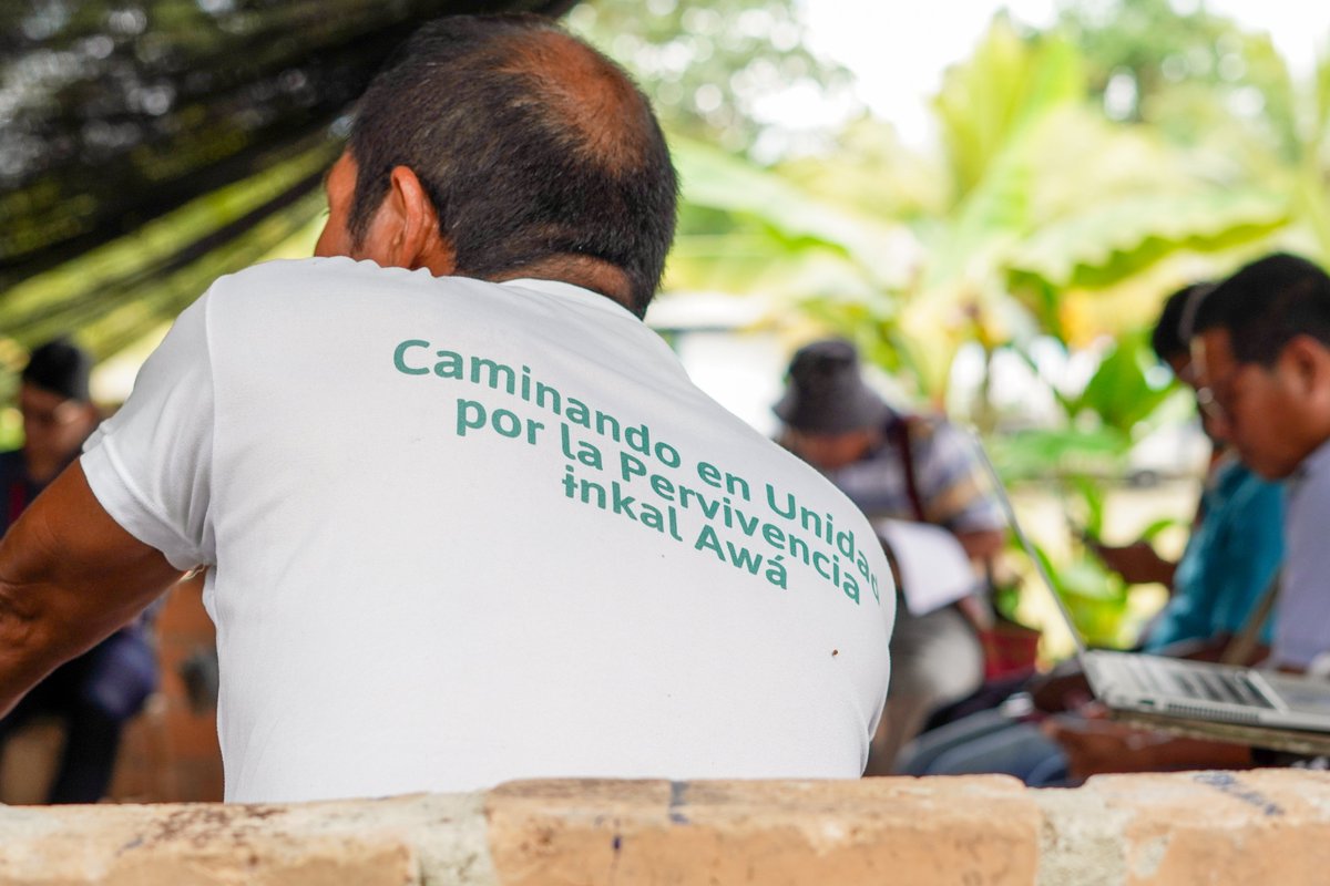 ViceColombia's tweet photo. El documento, además, establece directrices claras para asegurar que las operaciones de desminado humanitario respeten la cosmovisión, tradiciones y autonomía del pueblo indígena Awá en el pacífico nariñense. https://t.co/KlqkPpetC0