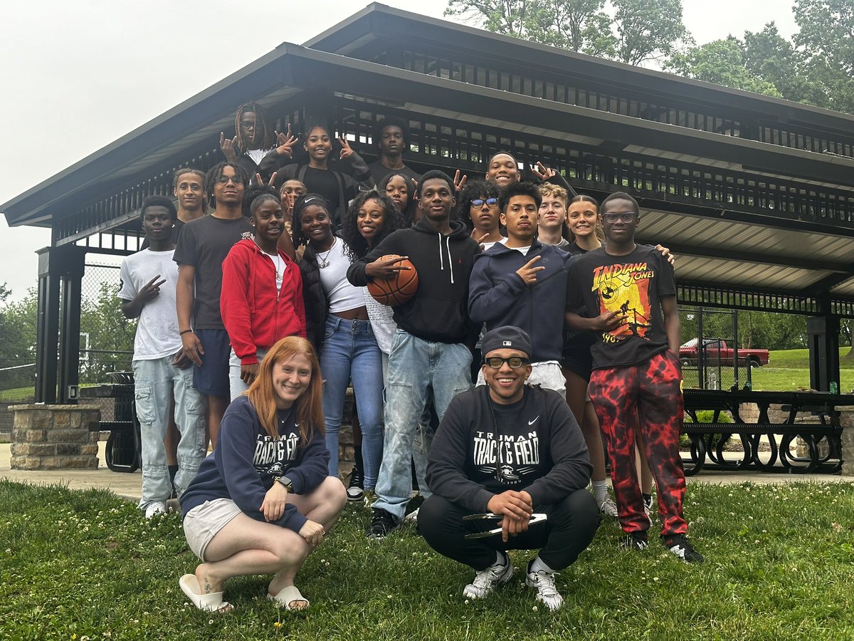 Becky Lyle tweet media