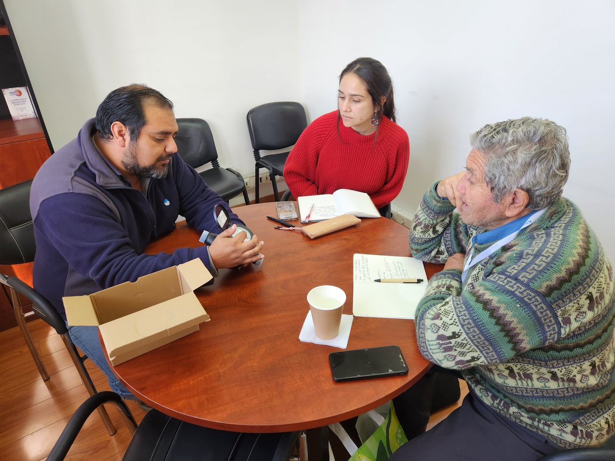 aguasdelvalle's tweet photo. REUNIÓN ✅️

Equipos de "Vínculos con la Comunidad" y Clientes y Desarrollo se reúnen con el presidente de la Junta de Vecinos El Libertador de #LaSerena, Washington Seura, para explicar sobre la renovación y cuidado de los #medidores. 

@munilaserena https://t.co/RjXbhkvV2m