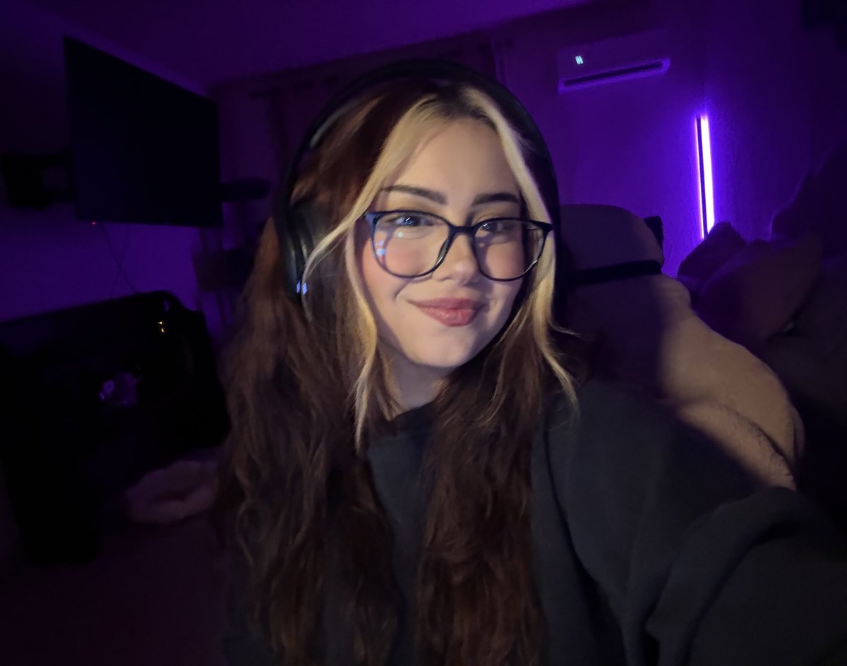 ♡ 𝖕 𝖆 𝖚 ♡ tweet media