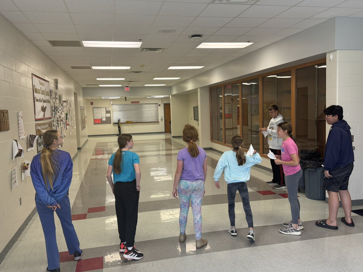 mbaconJCC's tweet photo. More 4-8 HAL activities with the high school Physics class. https://t.co/pIuzbW87aa