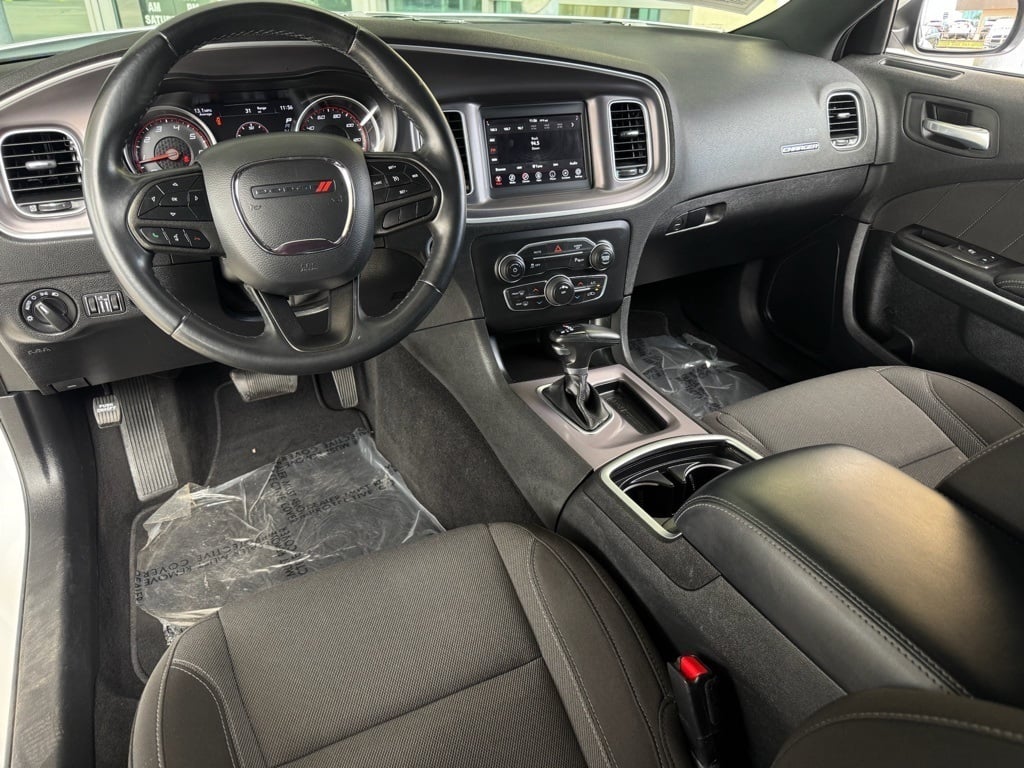 CartopiaBaytown's tweet photo. 🚙✨Your budget goes further at Community Cartopia! Drive home with a new ride under $25K. The only thing missing is YOU behind the wheel!
🛞 Featured below: 2022 Dodge Charger SXT.
🔗 Find your perfect match now: https://t.co/g7wZq4OBc5 https://t.co/k7w5HuLRhI