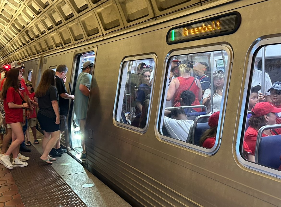 Great news for Green and Yellow Line customers! We are returning to Automatic Train Operations (ATO) on May 23 to make your trip safer, more reliable, and faster. Learn more: wmata.com/about/news/Met…