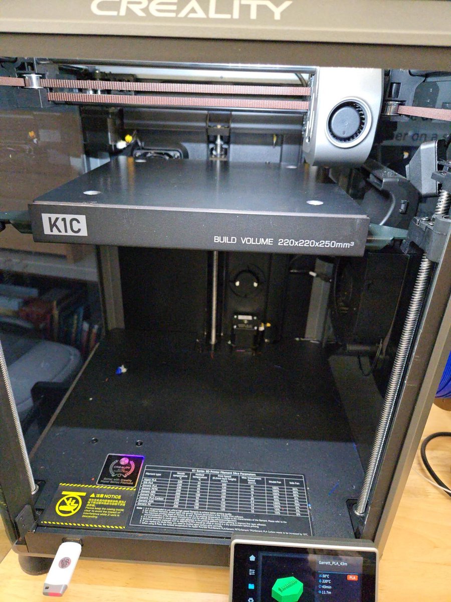 CarterCoyotes's tweet photo. Some of our 4th & 5th graders got to learn how to create their own 3D prints the last few weeks! #LCISDLIBRARIES #LCISD LIBRARIES #CREALITY https://t.co/eexlNnJU3i