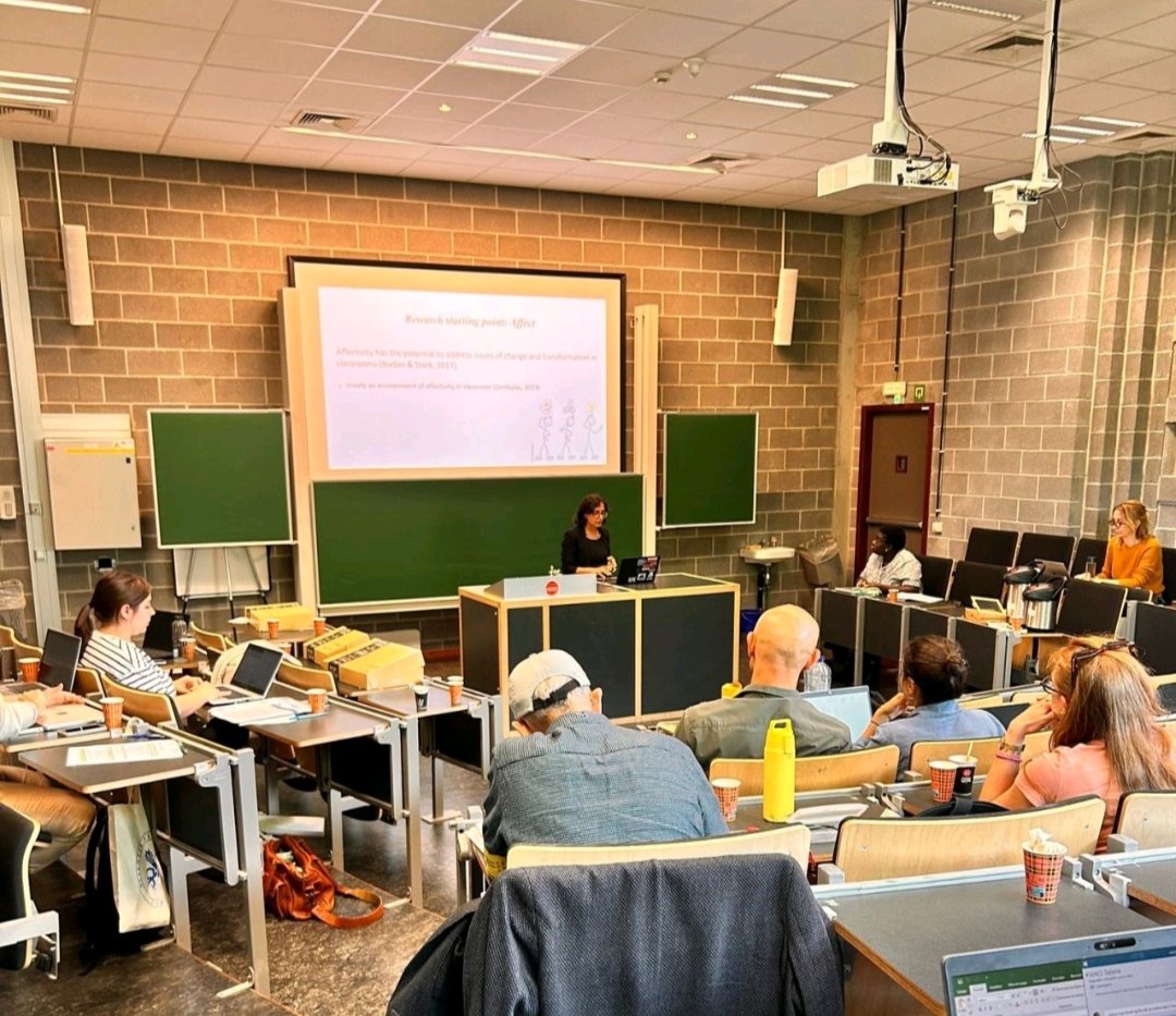 DRAREIC PACA (@drareic_paca) on Twitter photo Du 18 au 20 mai, après 3 ans de collaboration, les partenaires belges, italiens, allemands, grecs et français se retrouvent à <a href="/ULBruxelles/">Université libre de Bruxelles</a> pour le séminaire de conclusion du projet UNI-T Teacher Academy. Pour plus d'info sur le projet 👉uni-t-academy.eu Du 18 au 20 mai, après 3 ans de collaboration, les partenaires belges, italiens, allemands, grecs et français se retrouvent à <a href="/ULBruxelles/">Université libre de Bruxelles</a> pour le séminaire de conclusion du projet UNI-T Teacher Academy. Pour plus d'info sur le projet 👉uni-t-academy.eu