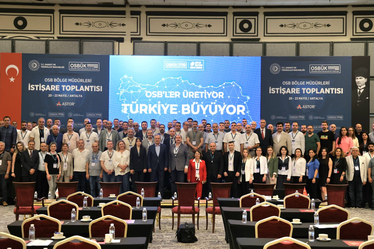 Osbuk_org's tweet photo. OSBÜK tarafından düzenlenen OSB Bölge Müdürleri İstişare Toplantısı başladı.

🔗 https://t.co/TdvMfsxc2V https://t.co/4kA2f7Gc3d