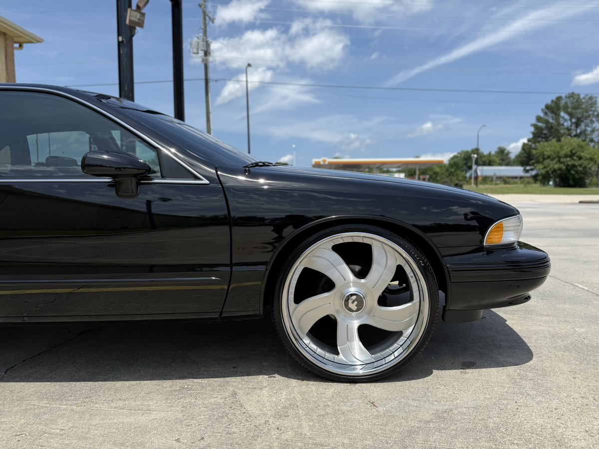 SonnyDetailing_'s tweet image. 1994 Impala SS
.
.
.
.
#BlesseedBySonny #Detailing #charlotte #impalass
