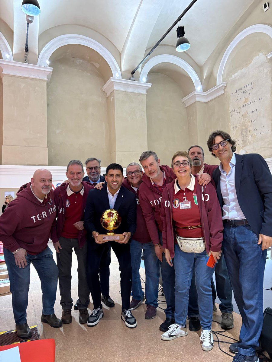 Mister  Vanoli, Maripán, sorrisi, la Coppa e l’orgoglio granata che ci unisce.