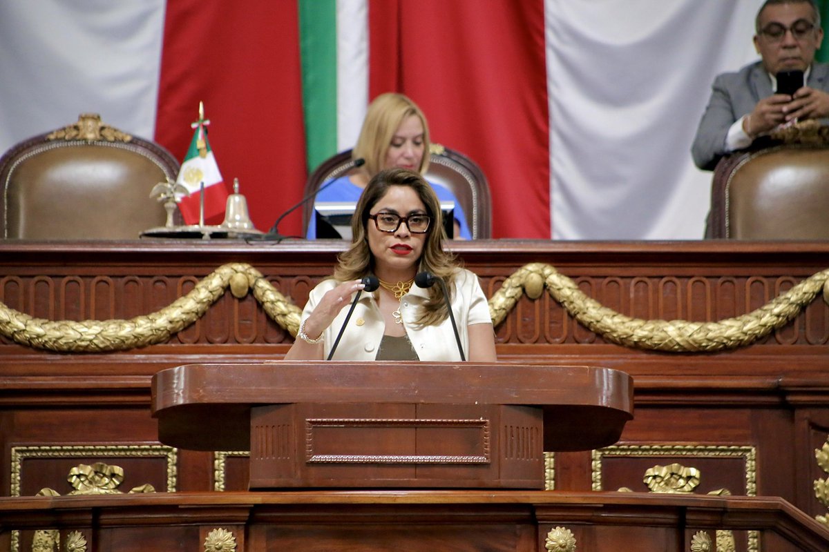 Presenté un punto de acuerdo para prevenir inundaciones en la CDMX, exigiendo desazolve de drenajes y campañas para evitar la acumulación de basura en las coladeras. 

Lamentablemente, Morena votó en contra, ignorando el bienestar de las familias capitalinas.