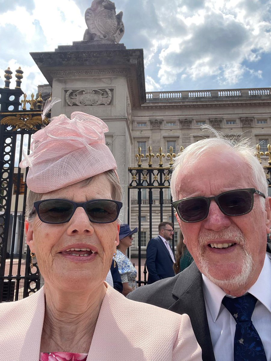What a day <a href="/BuckinghamofUK/">BuckinghamPalace</a> for <a href="/ssp_coordinator/">SSP Coordinator</a> Trevor Partington #Stafford <a href="/StreetPastors/">Street Pastors</a> Guest of #TheKing Acknowledgeing the award of the #KAFVS King Awards for Volunteer Services 🙏 Awarded this year to #Stafford <a href="/StreetPastors/">Street Pastors</a> #Caring #Helping #listerning