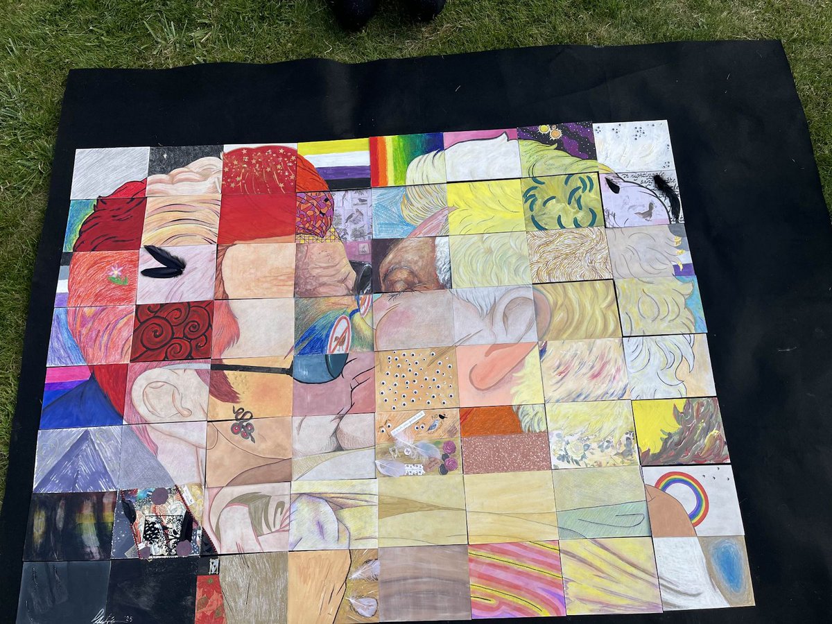 TheIneffableCon's tweet photo. 🎨 BIG ART NEEDS YOU! 🎨

Julia's Big Art is a collaborative art project and we're looking for two simple pieces of #GoodOmens artwork to be this year's physical and virtual Big Arts.

Find out more and submit here: https://t.co/wIrN82kjP4

Deadline 6th June, voting then starts! https://t.co/stpXrHXRGJ