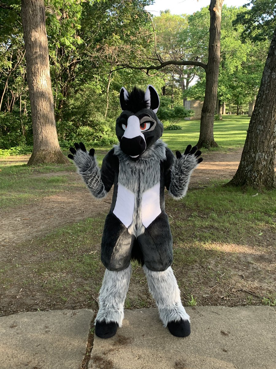 FurtasticStudios tweet media