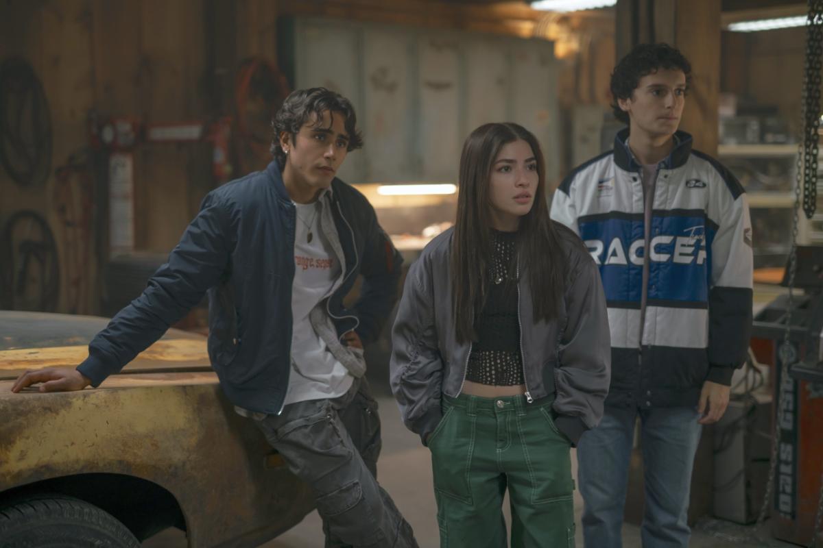 PortalPrimeBR's tweet image. A 1ª Temporada de "Motorheads - Velozes e Apaixonados" já está disponível no Prime Video 

Um grupo de renegados forma uma amizade improvável por causa do amor mútuo por corridas de rua enquanto lidam com a hierarquia e as regras do ensino médio.