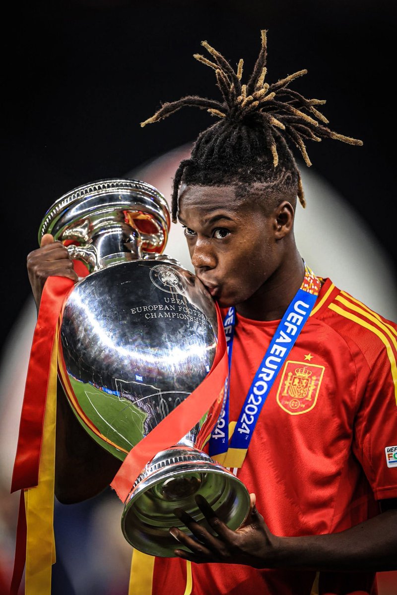 🚨 𝗕𝗥𝗘𝗔𝗞𝗜𝗡𝗚: Real Madrid are really interested in Nico Williams and are considering paying his €58m release clause.

(Source: <a href="/marca/">MARCA</a>)