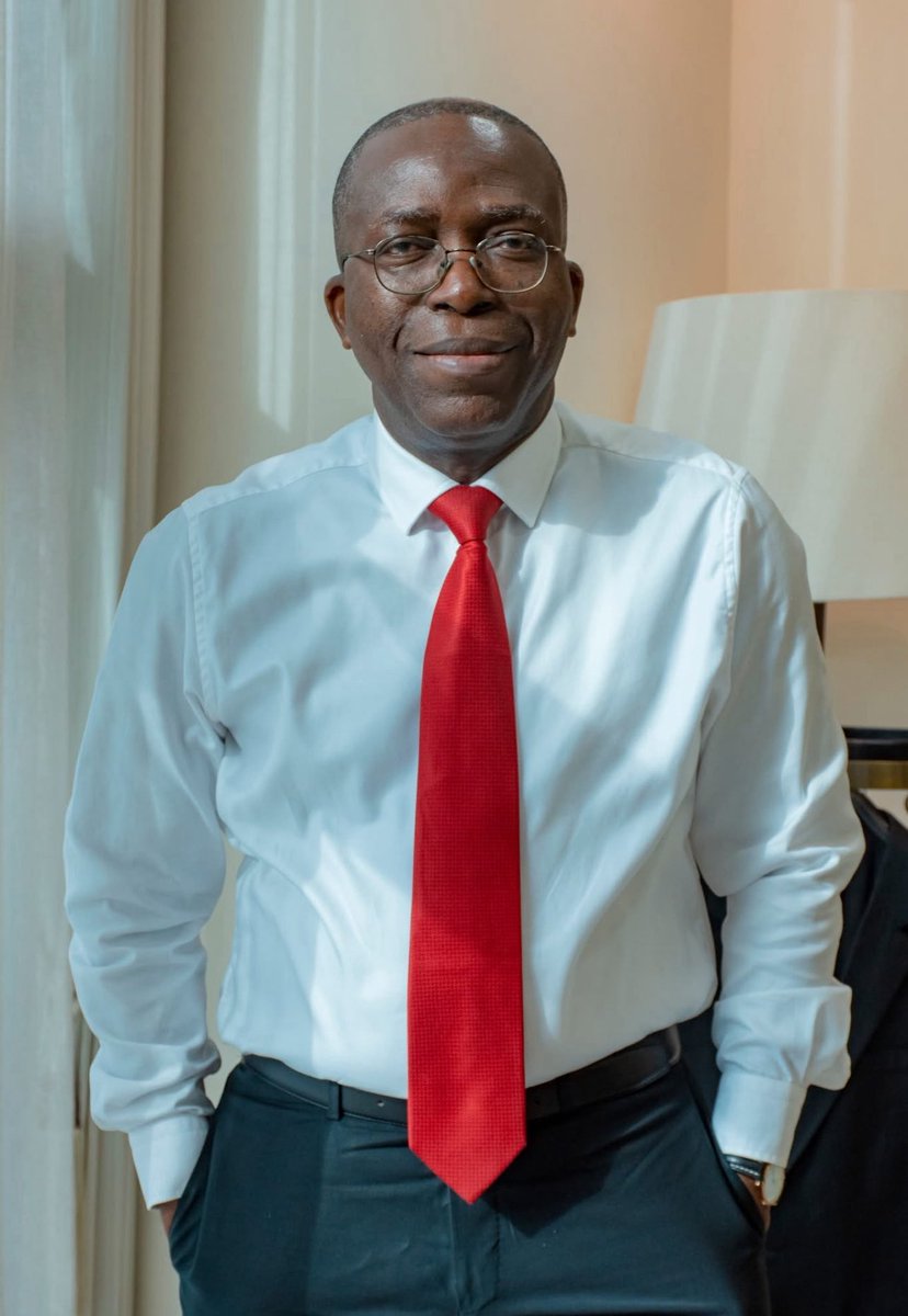 Quand cette cabale a commencé, je lui ai demandé :
«Excellence, est-ce que ces accusations sont vraies ? »
Il m’a répondu :
« Je n’ai jamais pris ne serait-ce qu’un dollar de ce projet. 
Je lui ai dit :
« Excellence, va en exil. »
Il m’a répondu :
« Je ne me reproche rien.