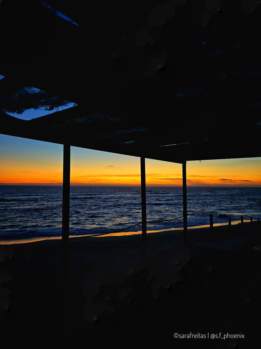 sarfreitas's tweet photo. 'O que vemos não é o que vemos senão o que somos.'

#sunset #BeachVibes #abandonado https://t.co/ZRZPRlnQcG