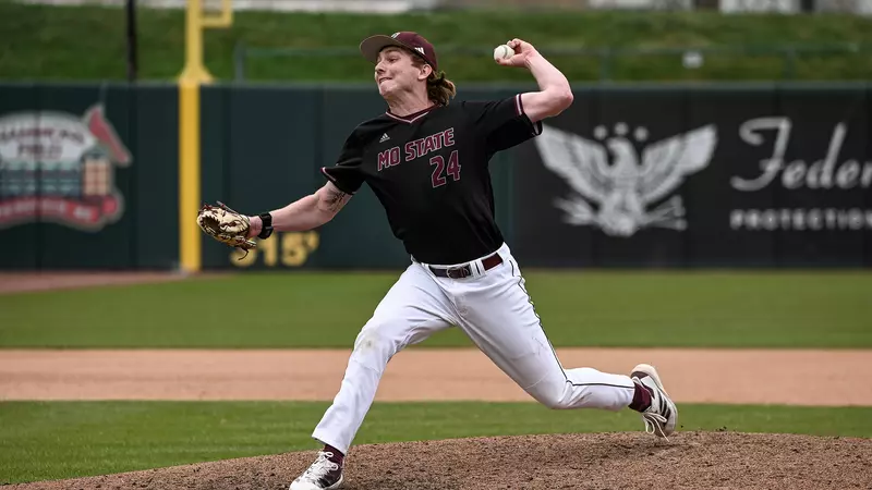 Knight Named Olerud Award Semifinalist missouristatebears.com/news/2025/5/20…