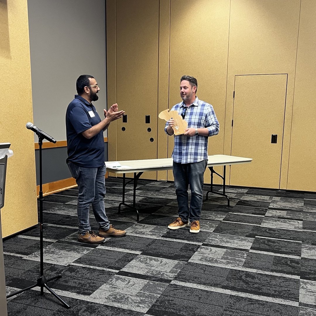 CityofEL's tweet image. The East Lansing Meridian Water and Sewer Authority (ELMWSA) has won the 2025 American Waterworks Association Michigan Section water taste-off competition at the Livonia Spring Regional Seminar, beating the Cities of Ann Arbor and Bay City.

Read more at cityofeastlansing.com