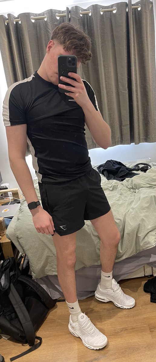 ✔️ 

#gayfeet #dirtysocks #gayfetish #gaykink #sneakerfetish #sweatysocks #gaysocks