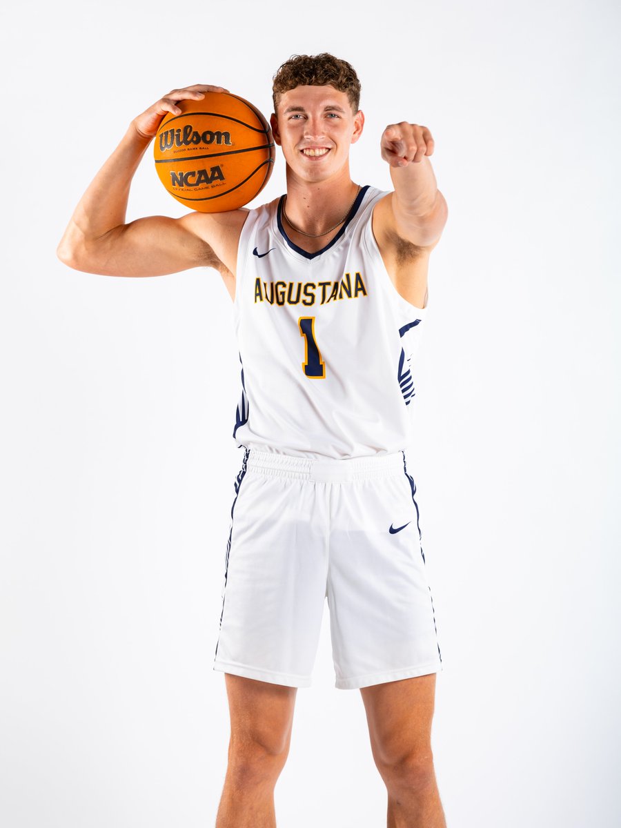 AugieMBB's tweet image. Happy Birthday 1⃣🎉❗️

🎂🎂
@tannerteslaa 

#BuildingChampions ⚔️
#TougherTogether