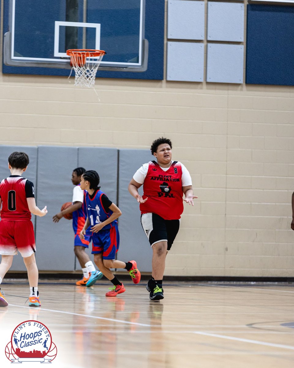 FlintsFinestBB's tweet photo. Every champion was once a contender who refused to give up.

@flintsfinestbasketball 
.
#FlintsFinest #NeverGiveUp #ChampionMindset #BasketballGrind #EarnYourSpot #NextGenHoopers #KeepGrinding https://t.co/Jnm512ysQy