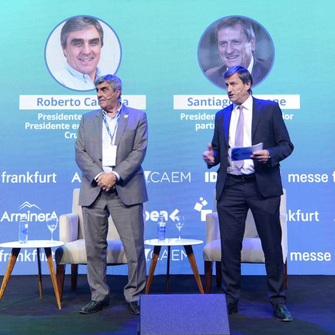IDEA (@idea_arg) on Twitter photo Llega el momento de las palabras de cierre junto a Santiago Mignone (<a href="/sjmignone/">Santiago J Mignone</a>), Presidente de IDEA; y Roberto Cacciola, Presidente de <a href="/camaramineraarg/">CAEM - Cámara Argentina de Empresas Mineras</a>.
#Arminera2025 #idea #ideaarg Llega el momento de las palabras de cierre junto a Santiago Mignone (<a href="/sjmignone/">Santiago J Mignone</a>), Presidente de IDEA; y Roberto Cacciola, Presidente de <a href="/camaramineraarg/">CAEM - Cámara Argentina de Empresas Mineras</a>.
#Arminera2025 #idea #ideaarg