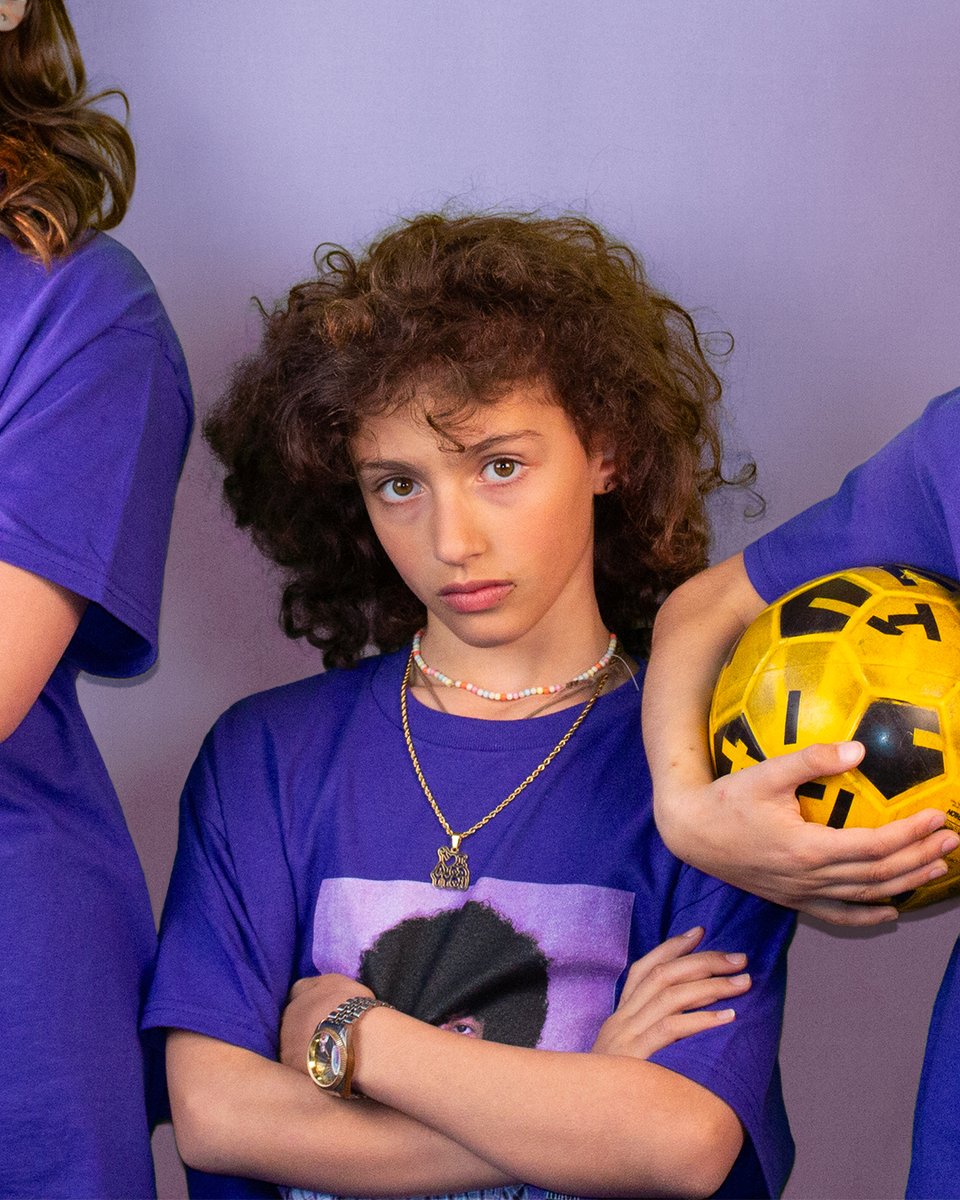 We ♥️ Cola Boyy

Limited merch now available at recordmakers.com 👀

His final studio album "Quit To Play Chess" drops this Friday !