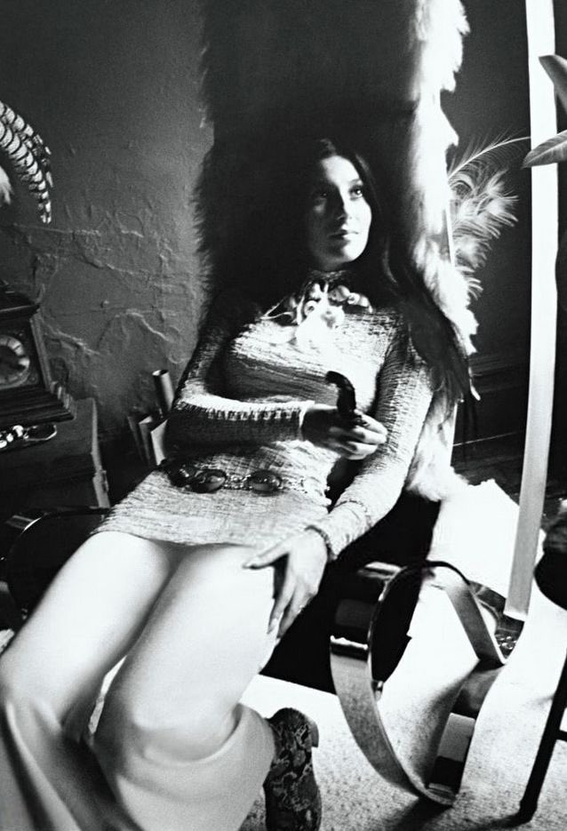 Sweetliikegrnde's tweet photo. happy birthday moody 🧁 @cher https://t.co/SozOEM74bw