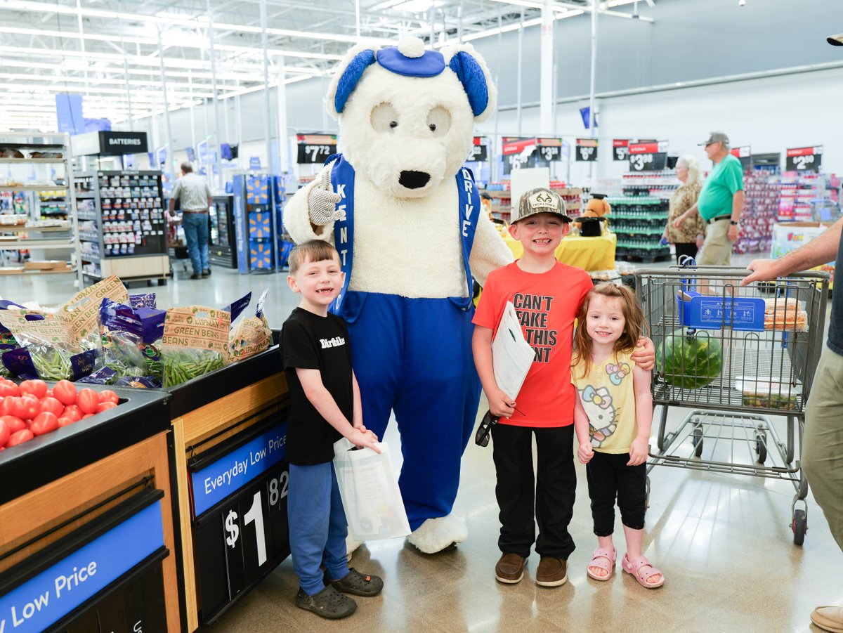 What a great day in Perry County yesterday! 🚗 Buckhorn High was awarded for the highest increase in seat belt use. Safety info was handed out + FREE ice cream coupons at McDonald's for buckled drivers! Also: free car seat checks at Walmart &amp; resources from ARH. #BuckleUp