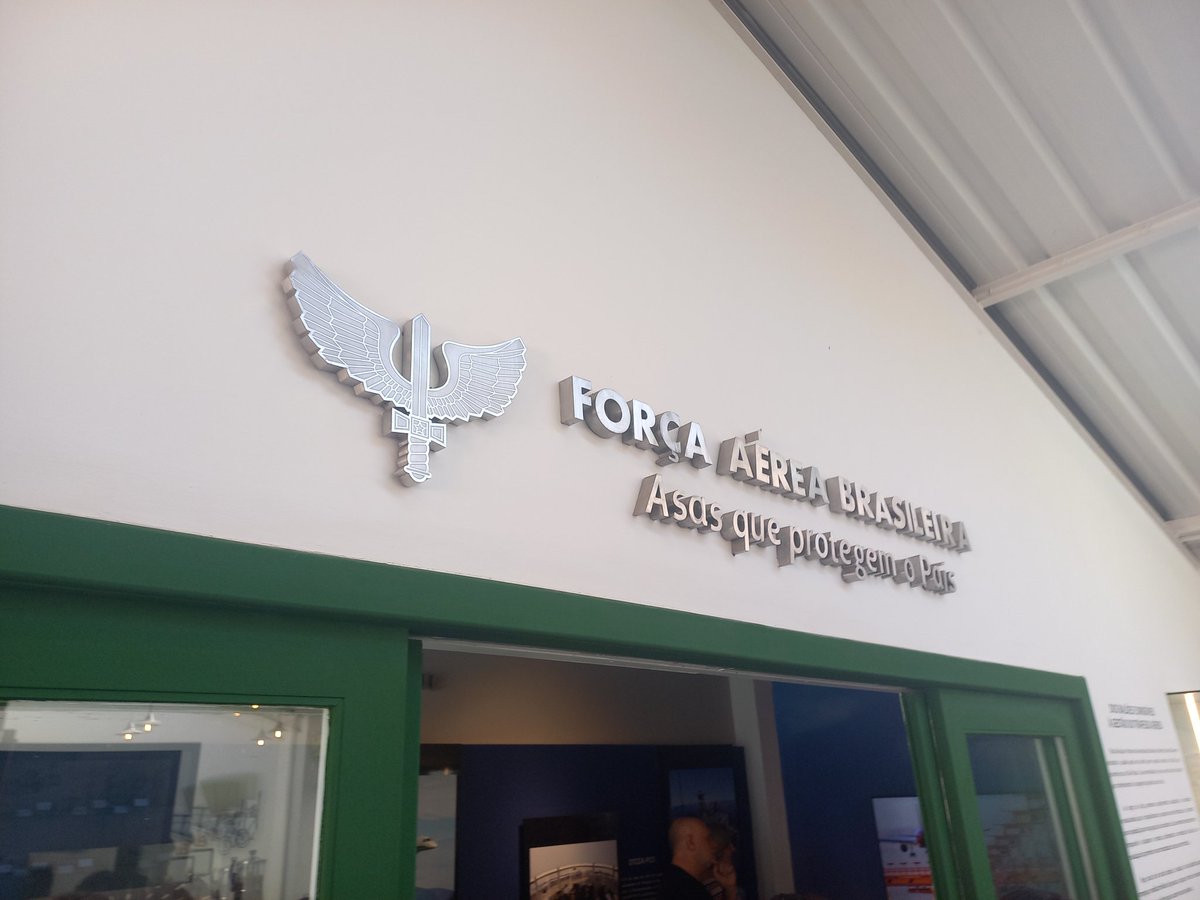 ghoap_lol2's tweet image. Mlk, eu tô na casa de santos Dumont