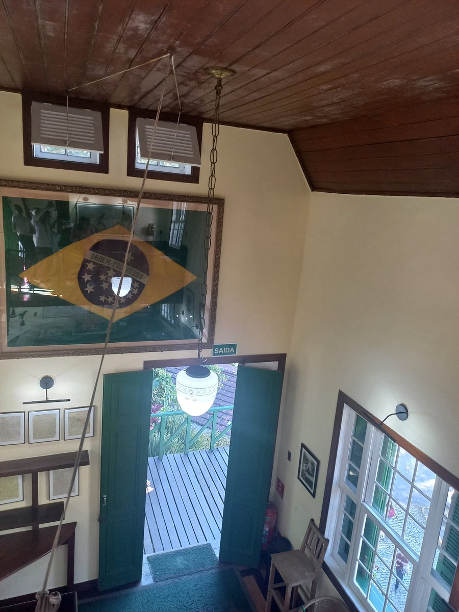 ghoap_lol2's tweet image. Mlk, eu tô na casa de santos Dumont