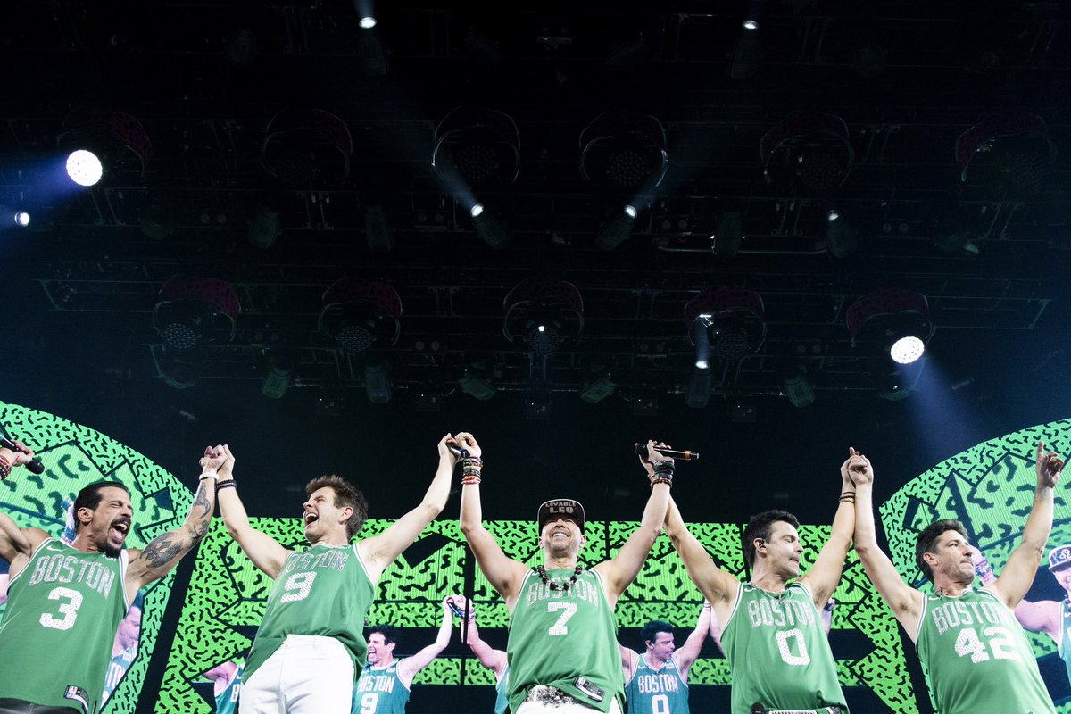 New Kids on the Block tweet media