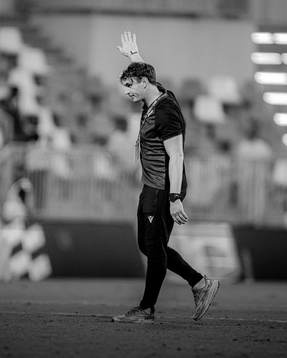 رجل حقيقي في زمن مزيف