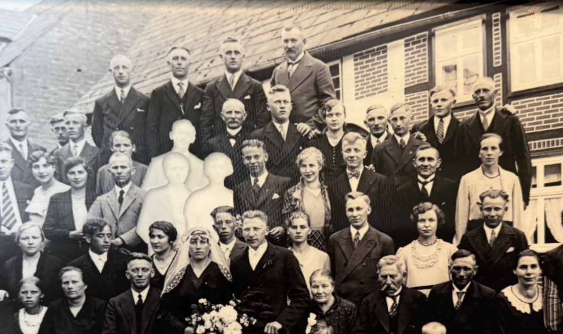 Surviving the Holocaust - Peter Uhlmann M.D. will share his family's story, about coming from Holocaust survivors and learning about his German / Jewish roots - Saturday May 31, 2pm at the Library 
For information contact Mark at mmerlino@prpl.ca