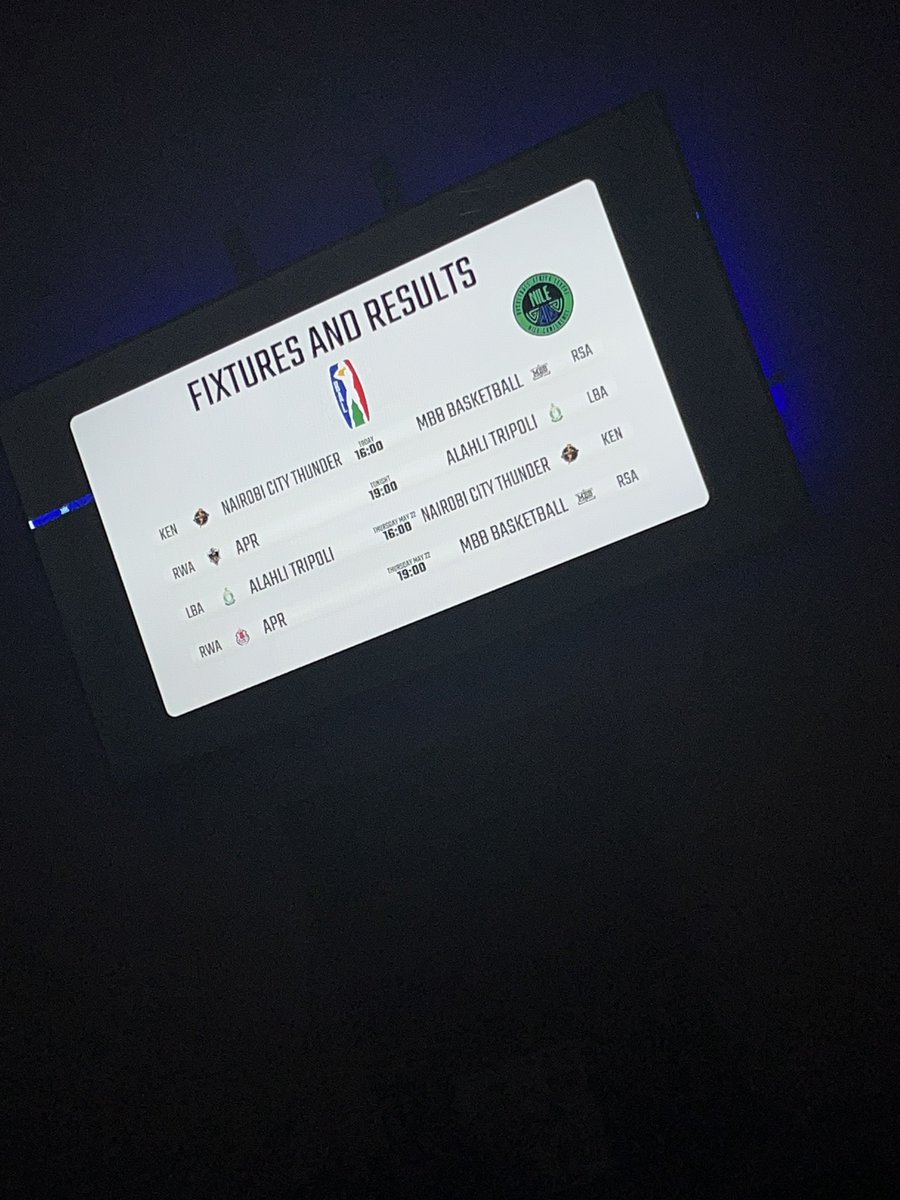 Kamau The Shoe Painter tweet media