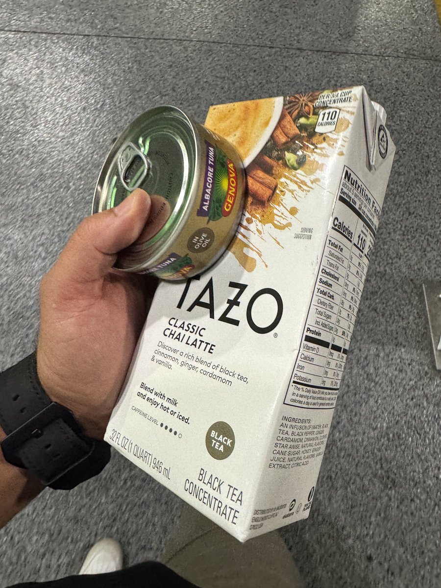 BiscariniMarco's tweet image. Traded my coffee for chai tea, and upped my protein to 200g+ a day. 4 weeks in and I feel great! 

#fitness #wellness #biohack @Tazo