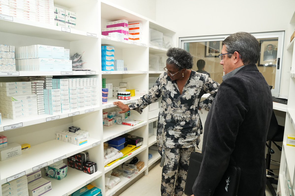 3rd First Lady, Namibia (@firstladynam3) on Twitter photo This afternoon, Mrs. Monica Geingos, Executive Chairperson of <a href="/One_Namibia/">One Economy Foundation</a>, welcomed H.E. Sergio Vigoa de la Uz, Cuban Ambassador to Namibia, for a courtesy visit and tour of the #BeFree Youth Campus. This afternoon, Mrs. Monica Geingos, Executive Chairperson of <a href="/One_Namibia/">One Economy Foundation</a>, welcomed H.E. Sergio Vigoa de la Uz, Cuban Ambassador to Namibia, for a courtesy visit and tour of the #BeFree Youth Campus.