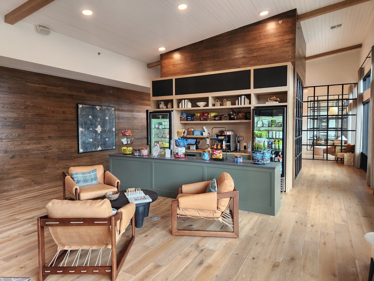 CORealEstate411's tweet photo. Find a great apartment near Peterson or Schriever https://t.co/fT9PRE1MwN
#MilitaryRelo #PCSseason #MovingToColorado #VAhomesearch #ApartmentsColoradoSprings #BestPlacesToLive #ApartmentHomes #ApartmentSearch #RentalOptions #FindApartments #ColoradoSprings #HousingOptions #CoSprings #COSapartments #RealtorToby #BHHS