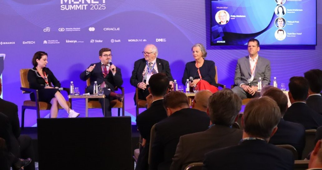 OMFIFDMI's tweet image. 馃彟 Are central banks losing faith in retail #CBDCs?
Speakers debate the value proposition, political pressure and role of public digital money at OMFIF鈥檚 digital money summit 2025.
Speakers include: @DNB_NL, @NorgesBank, @WorldlineGlobal and the Bank of Israel.